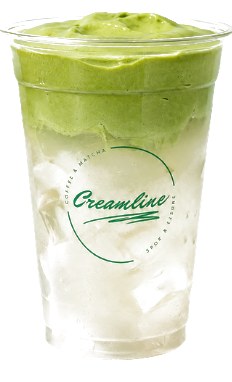 Coco Cloud Iced Matcha Foam im Creamline-Becher