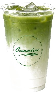 Pure Iced Matcha im Creamline-Becher